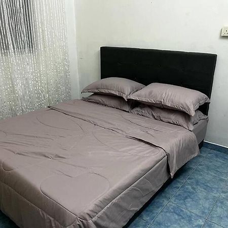 Manjung Modern + Cozy Terrace Home Lumut Exterior foto